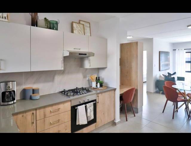 2 BEDROOM APARTMENT FOR SALE IN KYALAMI